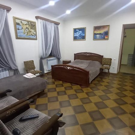 Alex B&B Kapan エクステリア 写真